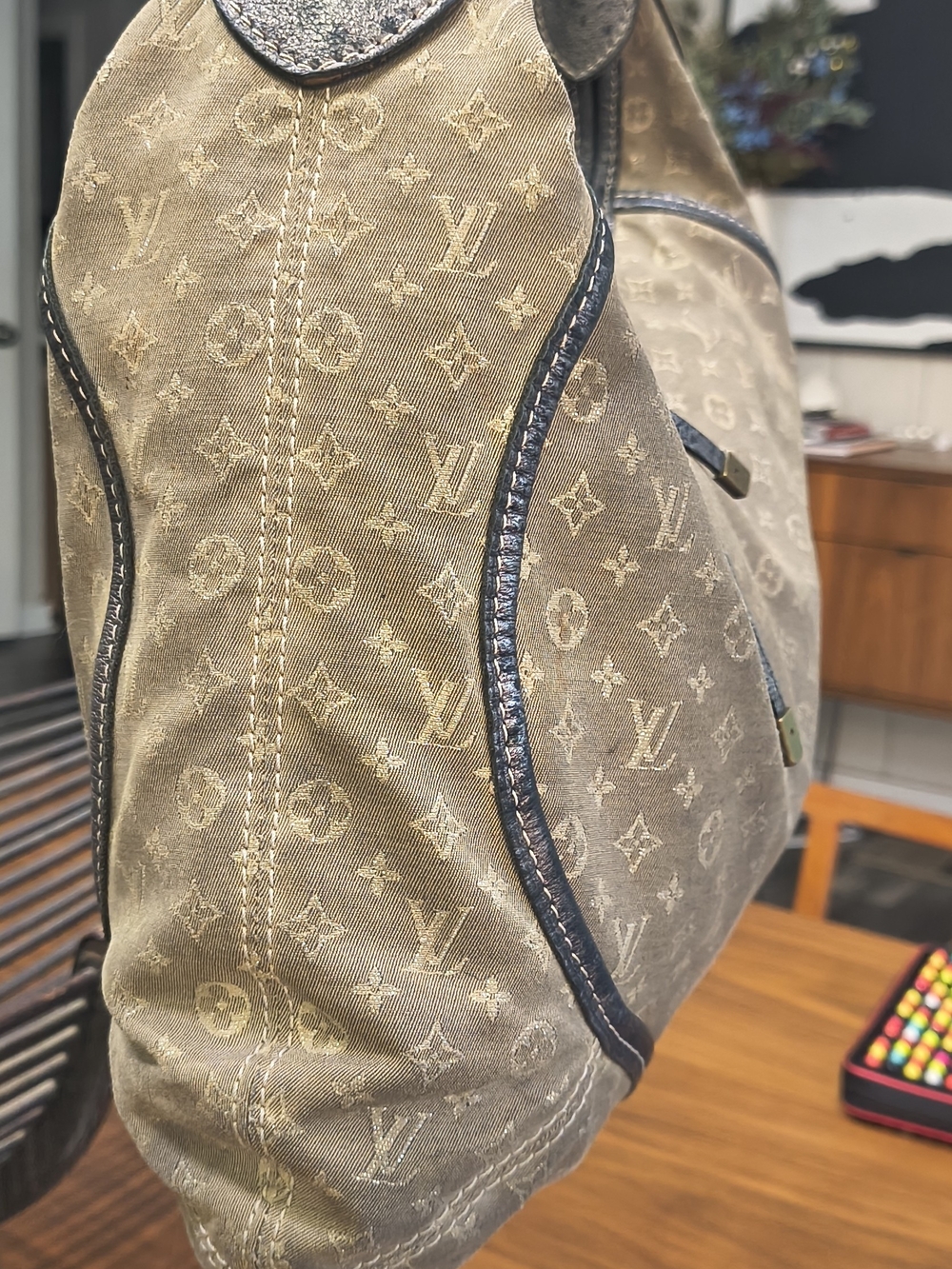 Louis Vuitton Denim Monogram Canvas Shoulder Bag - Picture 5 of 13